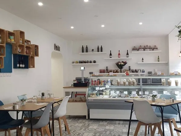 Boutique 2 pièces 130 m² 