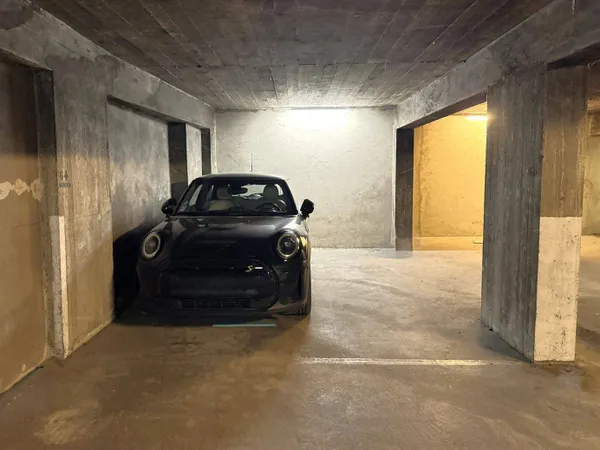 Parking 17 m² 