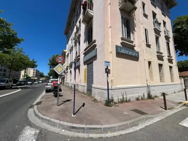 murs libres RDC transformables en 3 appartements 