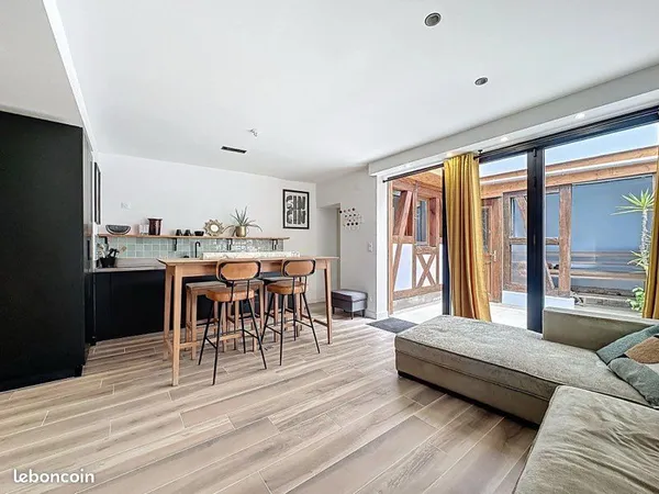 Location F3 meublé terrasse 