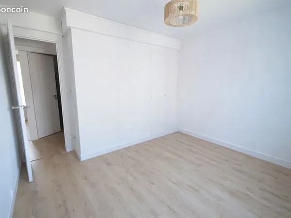 Appartement 4 pièces 64 m² 