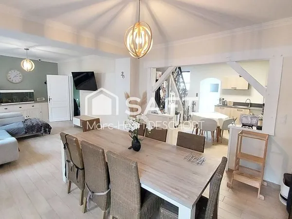 Maison 6 pièces 121m² 