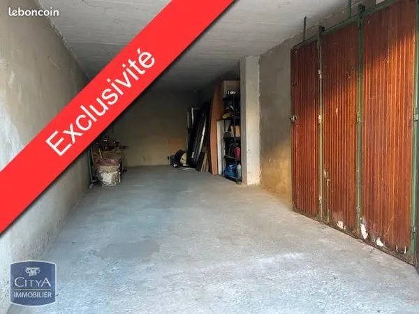 Garage 28 m² Bourg En Bresse 