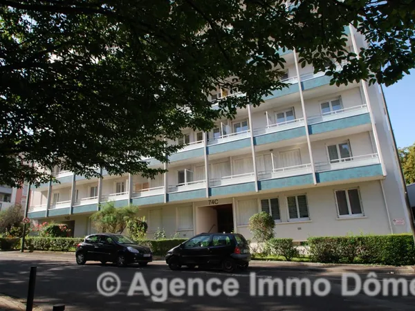 Très bel F2, 49 m², balcon et vue 