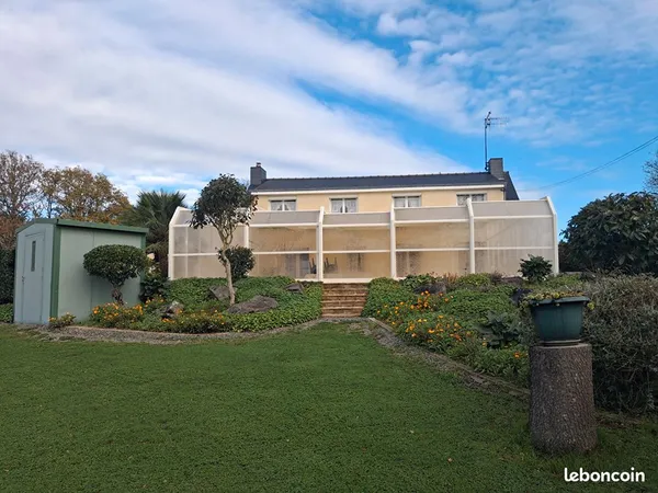 Propriété 7 pièces 142 m² 