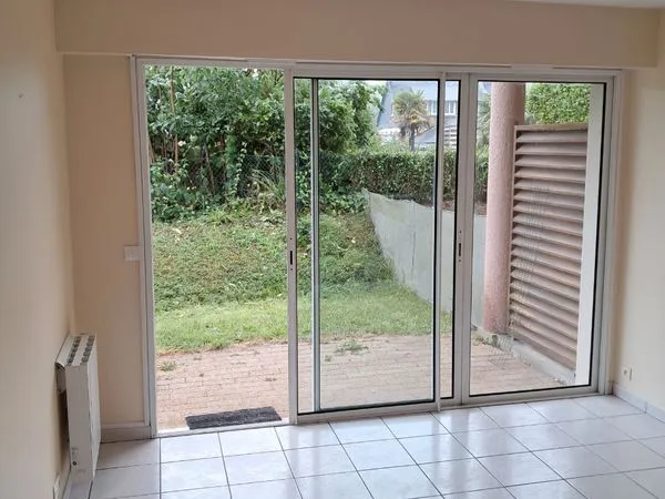 2 PIECES REZ DE JARDIN 36m2 