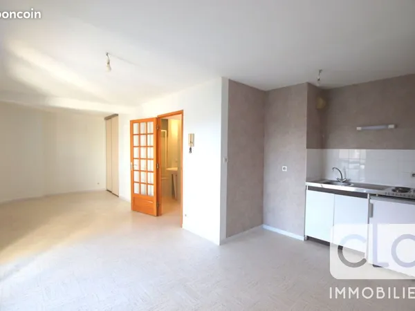 Appartement 1 pièce 32 m² 