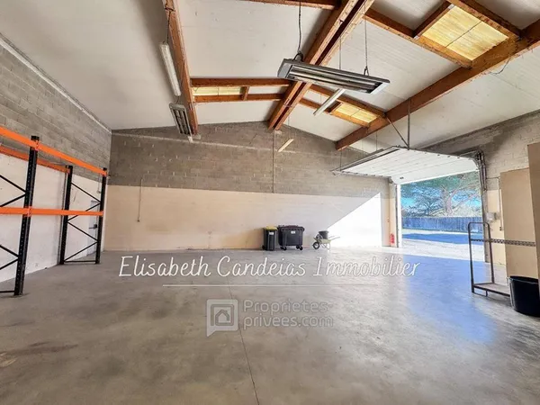 Entrepôt 1 pièce 280 m² 