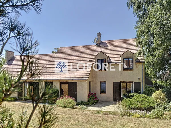 Maison 7 pièces 215 m² 