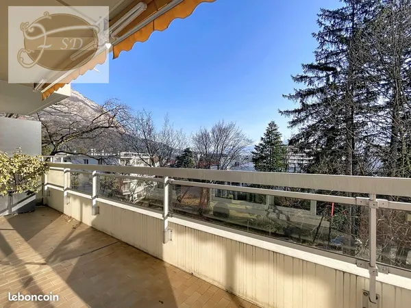 Appartement 6 pièces 169 m² 