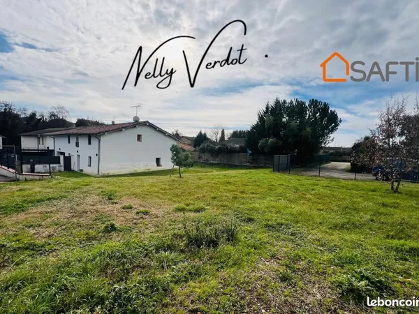 Terrain 464 m² Fronton 