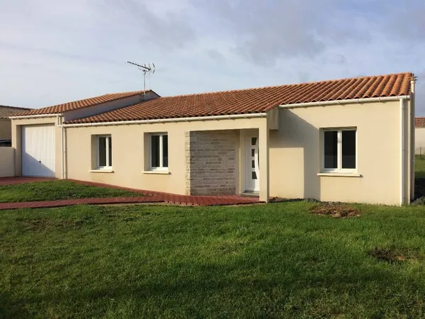 Maison de plain-pied 5 pièces 83 m² 