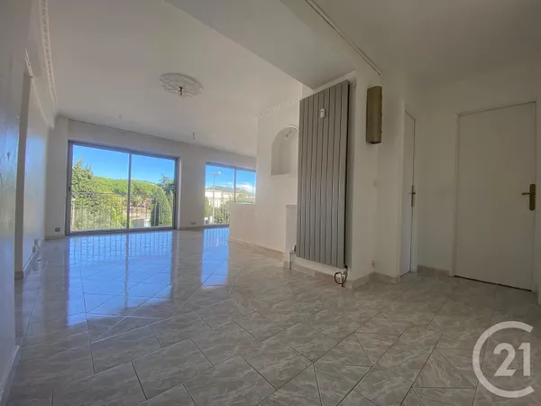 Appartement 3 pièces 74 m² 