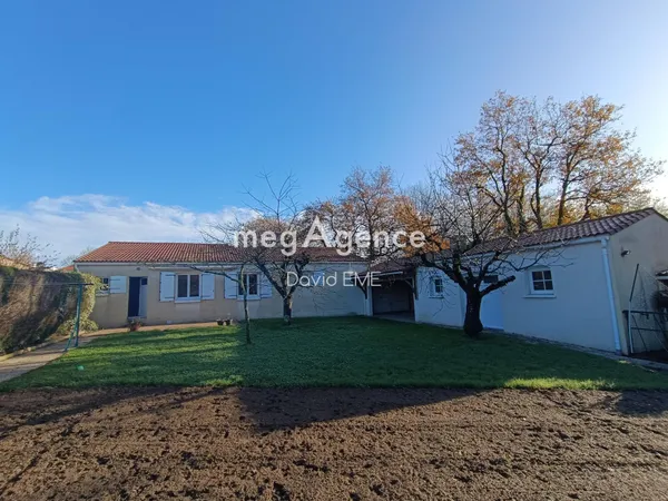 5 Pièces, 3 chambres, 95 m2, AIZENAY 