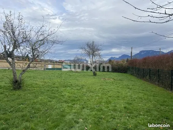 Terrain 897 m² Groisy 
