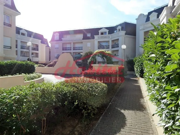 SPACIEUX 2 PIECES CENTRE-VILLE DE CHELLES + BOX + CAVE 
