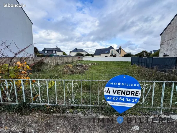 Terrain 640 m² Ploemeur 