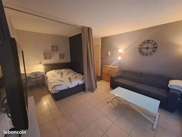 Studio meublé de +25 m² - À deux pas du centre-ville de Chartres 