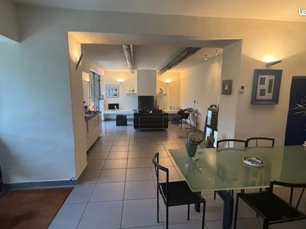 Maison 5 pièces 289 m² 