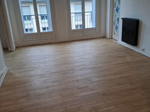 Appartement 4 pièces 77 m² 