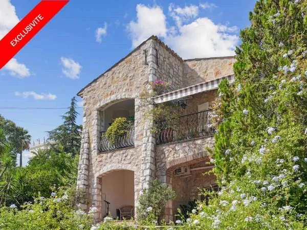 Appartement 6 pièces 131 m² 