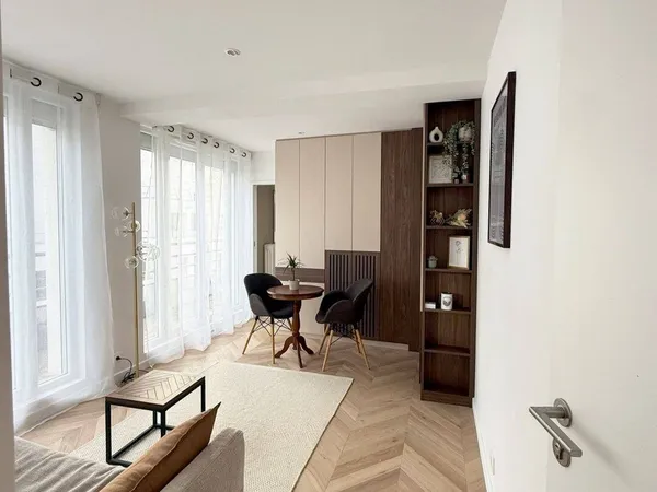 Studio 1 pièce 22 m² 