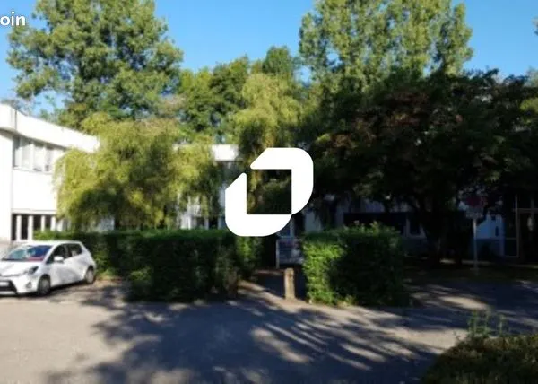 Bureaux 346 m² 