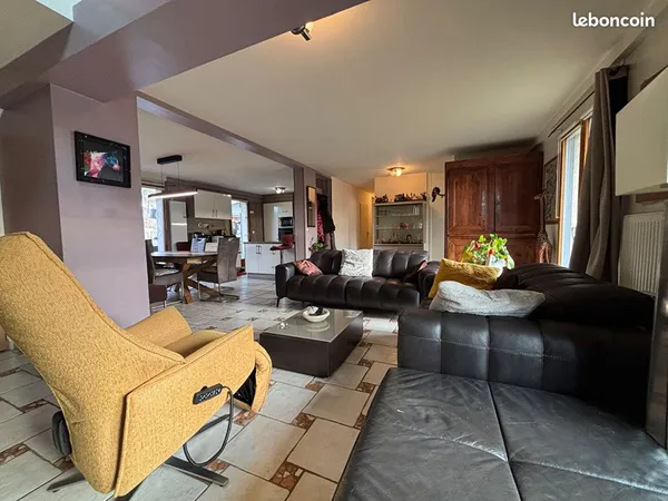 Maison 8 pièces 150 m² 