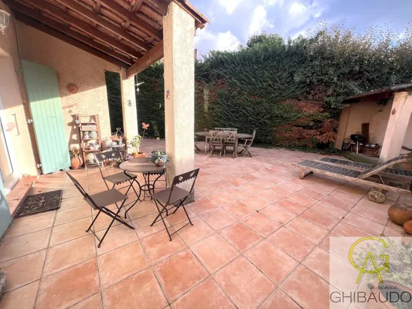 Maison 5 pièces 94 m² 