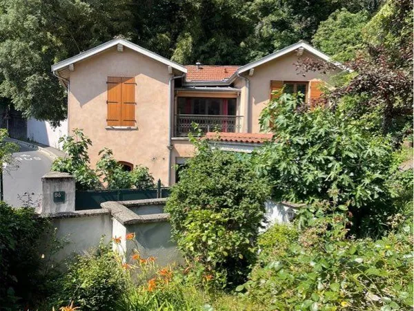 Chambre en colocation avec terrasse et balcon 
