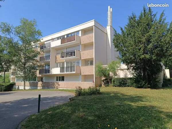 Appartement 4 pièces 74 m² 