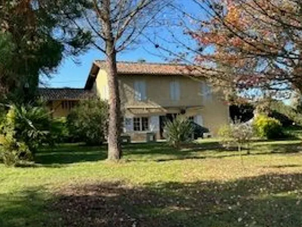 Maison 5 pièces 180 m² 