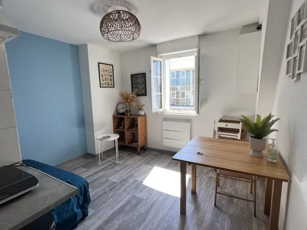 Appartement de 2 pièces principales 