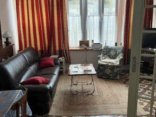 Deux pièces à louer 