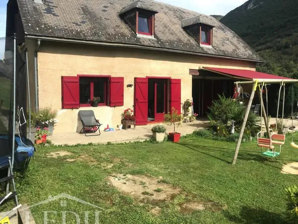 Maison Vente Campan 4p 140m² 283000€