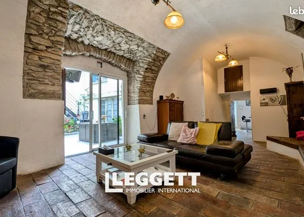 Maison 8 pièces 179 m² 