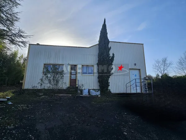 Local commercial 554 m² 