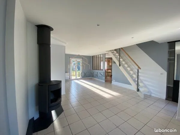 Maison 5 pièces 104 m² 