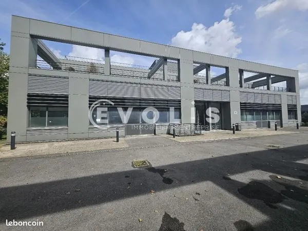 Bureaux 762 m² 