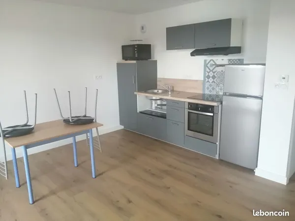 Location T1 récent (35 m²) - DPE A au pied de la gare 