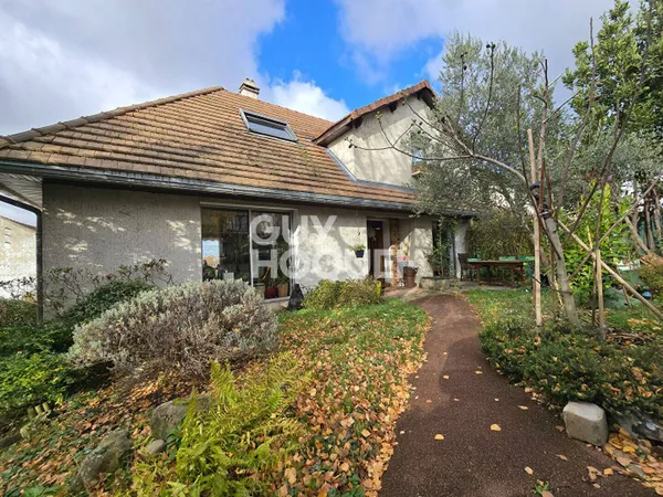 Maison 9 pièces 192 m² 