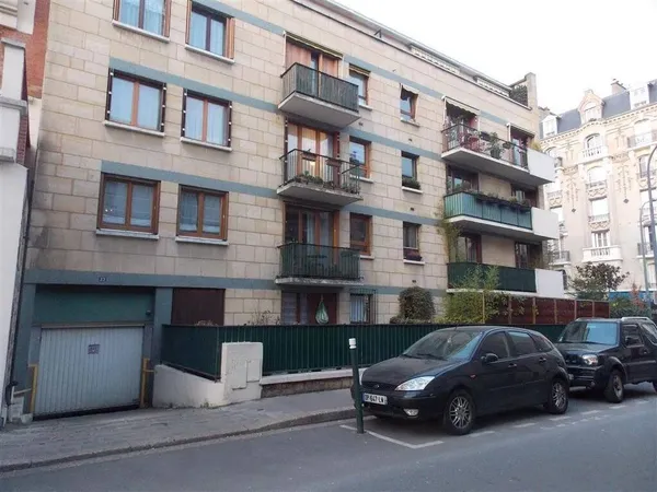 Parking - Garage Location Asnières-sur-Seine   75€