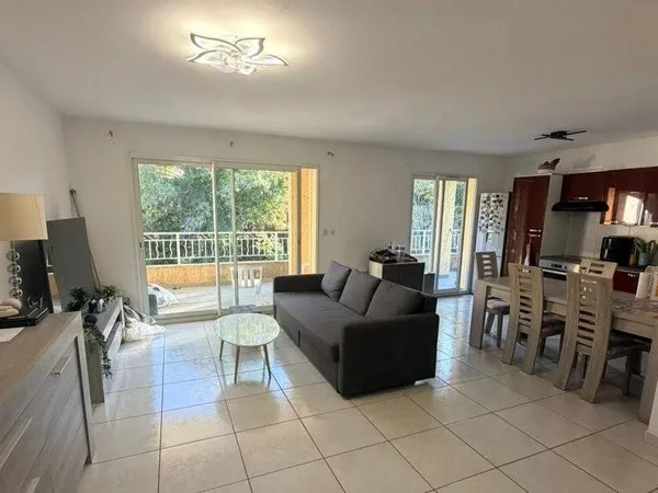 Appartement 3 pièces 66 m² 