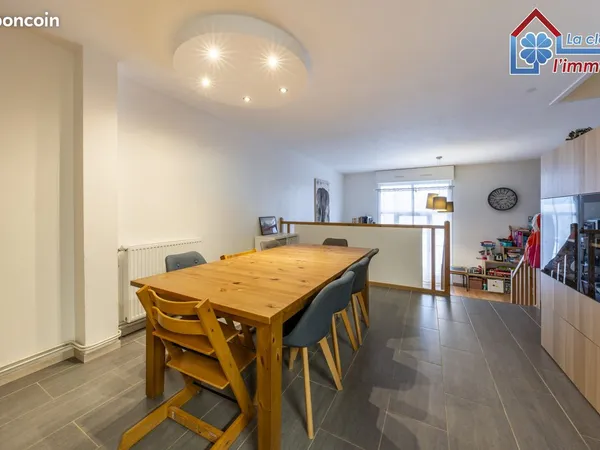 Propriété 6 pièces 109 m² 