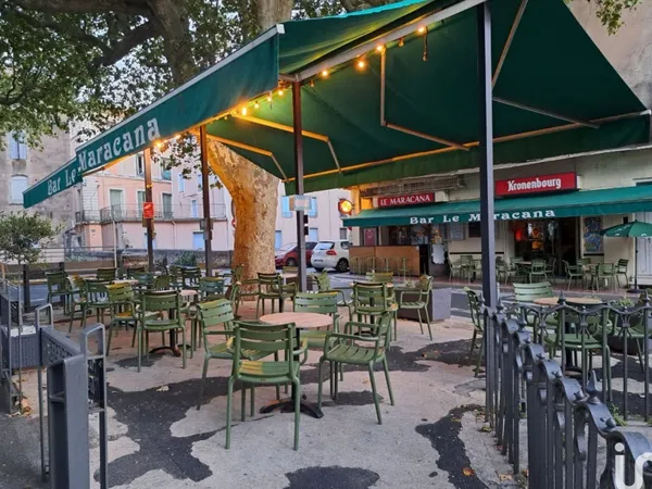 Vente Bar 60 m² 