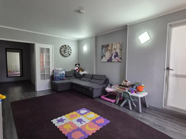 3 Pièces - 2 chambres - sans travaux - cave et parking - RER 