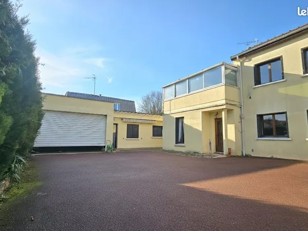 Maison 8 pièces 90 m² 