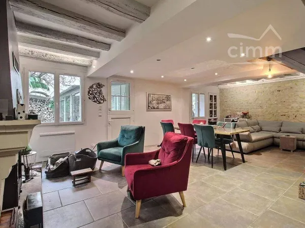 Maison 6 pièces 158 m² 