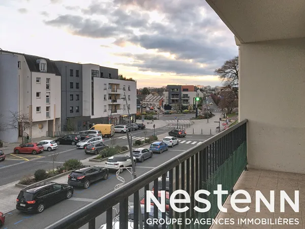 Plein Centre de Mondeville Appartement avec Balcon, Double Garage et Cave 