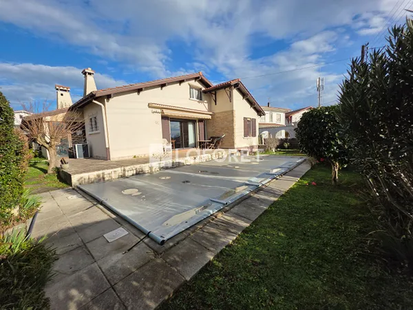 Maison 6 pièces 147 m² 